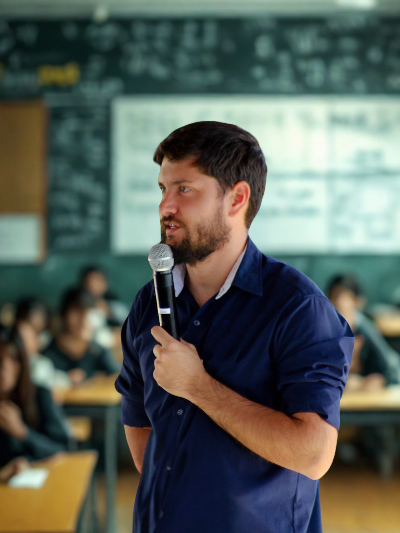 Lucas Leniar - Professor de Computação